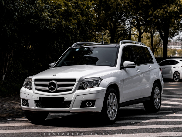 奔驰 奔驰GLK级  2011款 GLK 300 4MATIC 豪华型