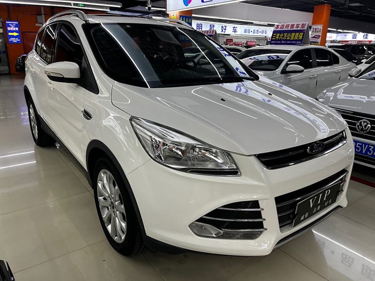 2015年11月福特 翼虎  2015款 1.5L GTDi 兩驅(qū)風(fēng)尚型