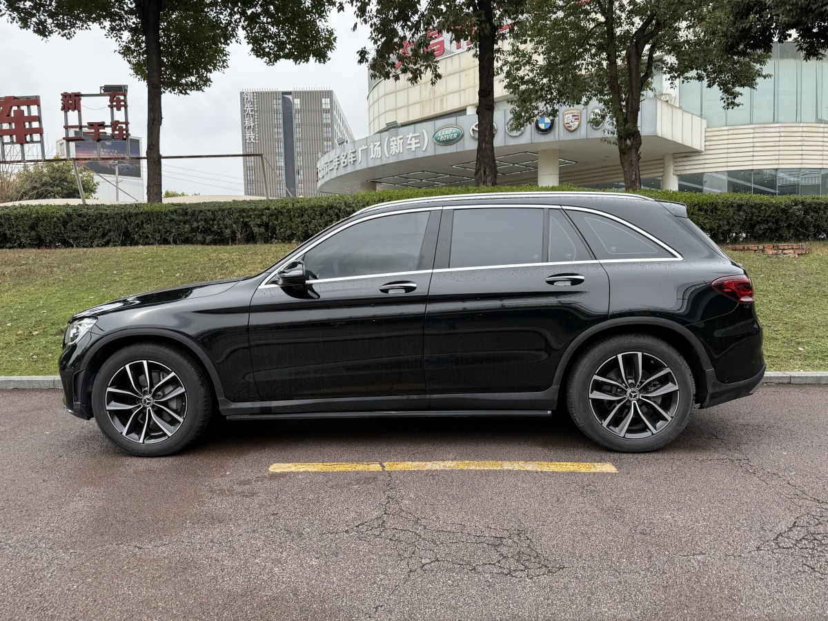 奔馳 奔馳GLC  2018款 改款 GLC 260 4MATIC 豪華型圖片