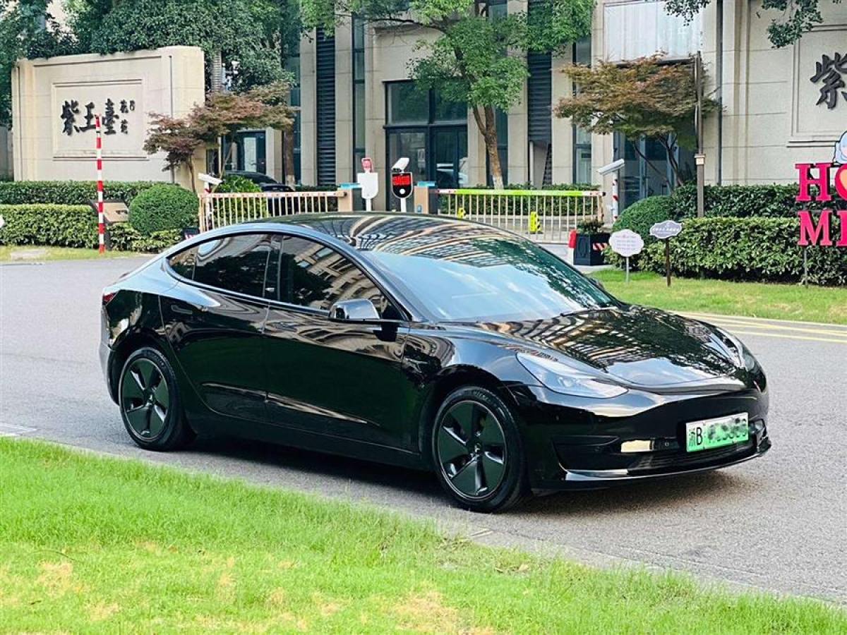 特斯拉 Model 3  2022款 改款 后輪驅(qū)動版圖片