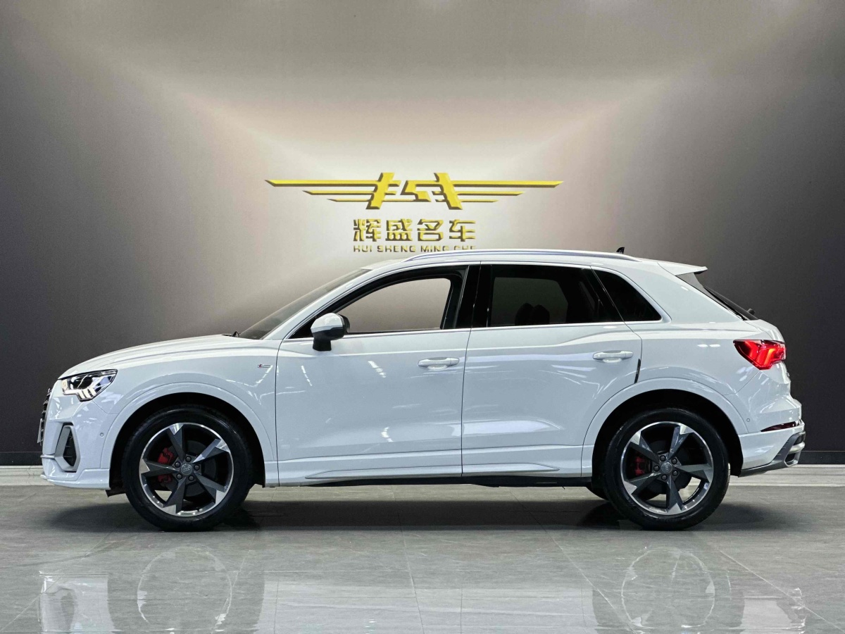 奧迪 奧迪Q3  2024款 35 TFSI 時(shí)尚動(dòng)感型圖片