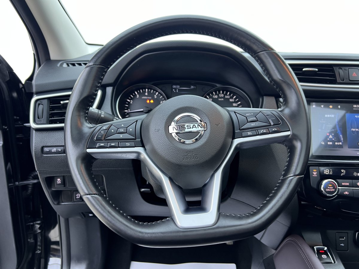 日產(chǎn) 逍客  2022款 2.0L CVT XV Prem逍?夜版圖片
