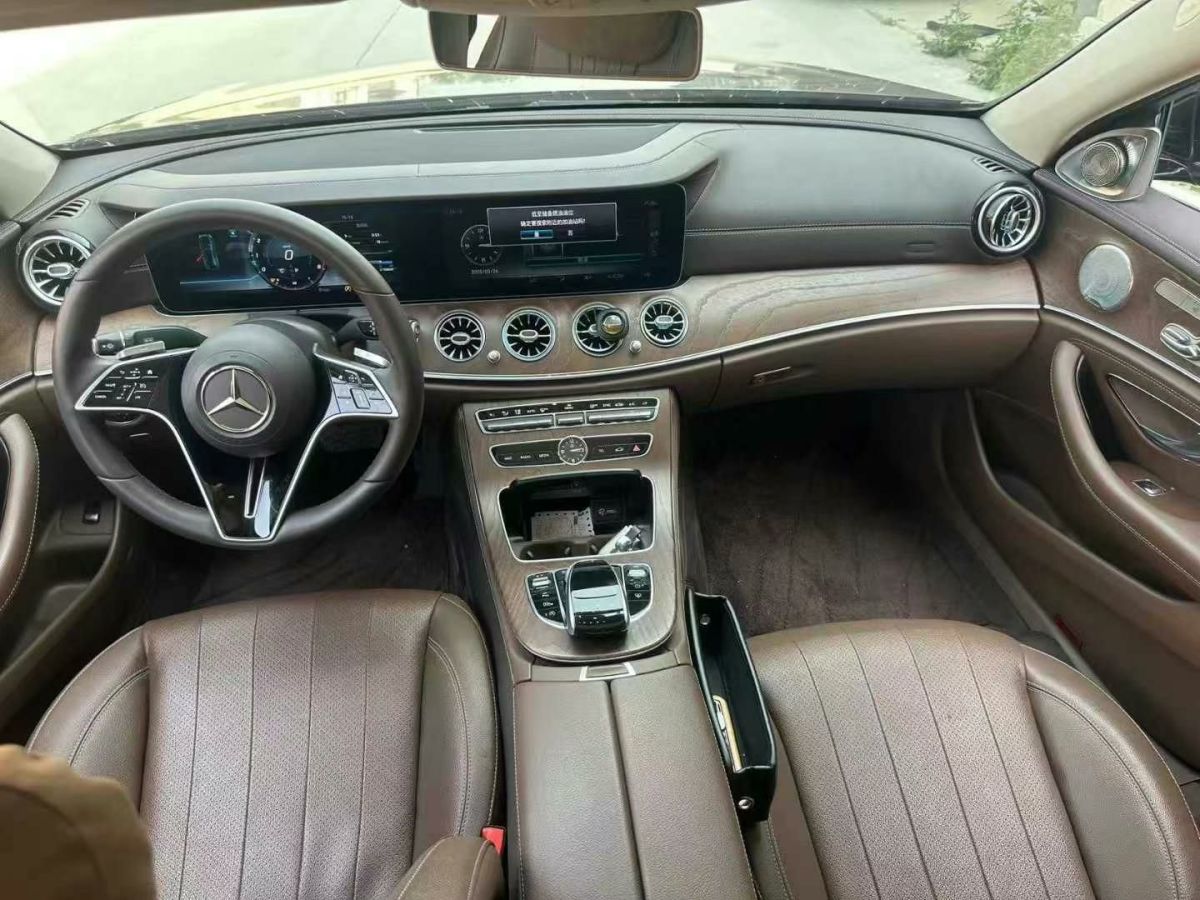 奔馳 奔馳E級  2018款 E 300 L 豪華型圖片