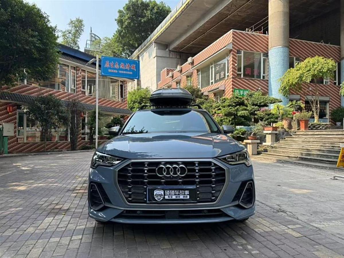 奧迪 奧迪Q3  2022款 40 TFSI RS套件燃速型圖片