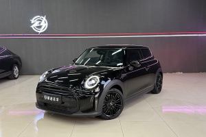 MINI MINI 1.5T COOPER 子夜黑特別版