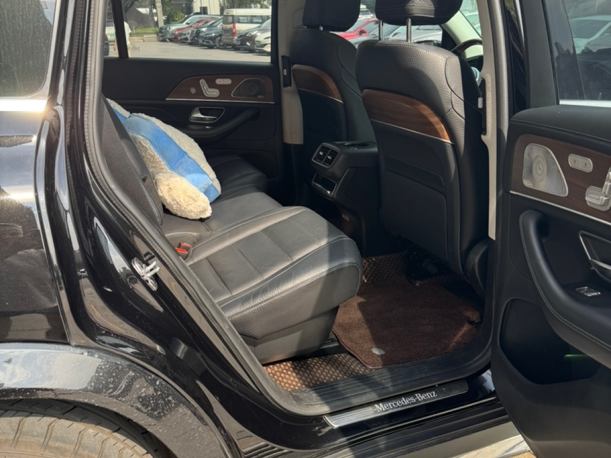 奔馳 奔馳GLS  2022款 改款二 GLS 450 4MATIC 豪華型圖片