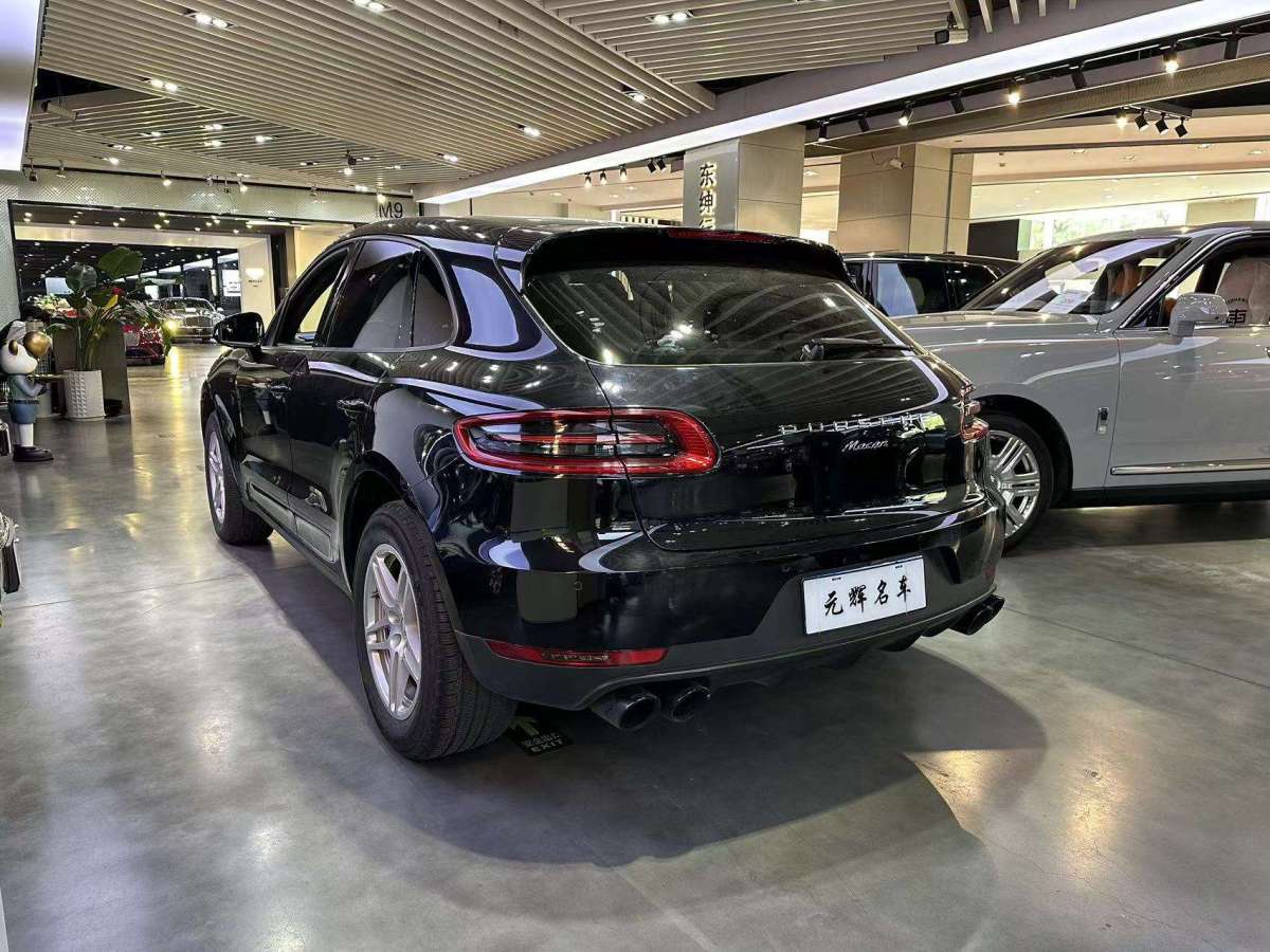 保时捷 Macan  2016款 Macan 2.0T图片