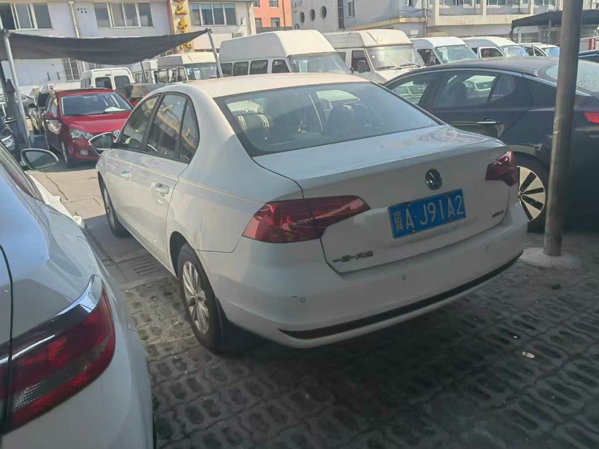 大眾 寶來(lái)  2017款 230TSI DSG兩百萬(wàn)輛紀(jì)念版圖片