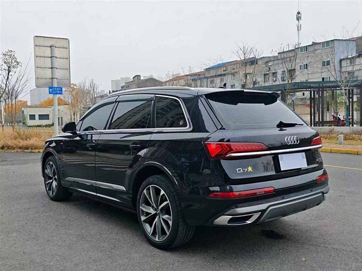 奧迪 奧迪Q7  2024款 55 TFSI quattro S line運動型圖片