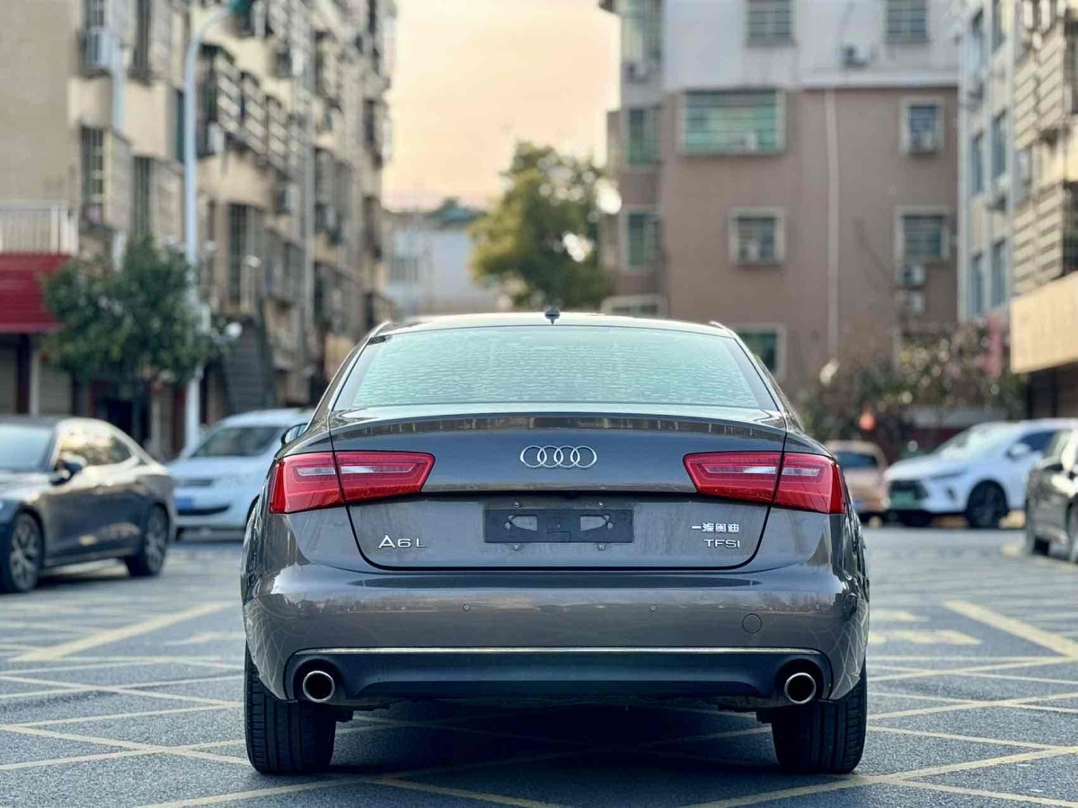 奧迪 奧迪A6L  2014款 TFSI 標(biāo)準(zhǔn)型圖片