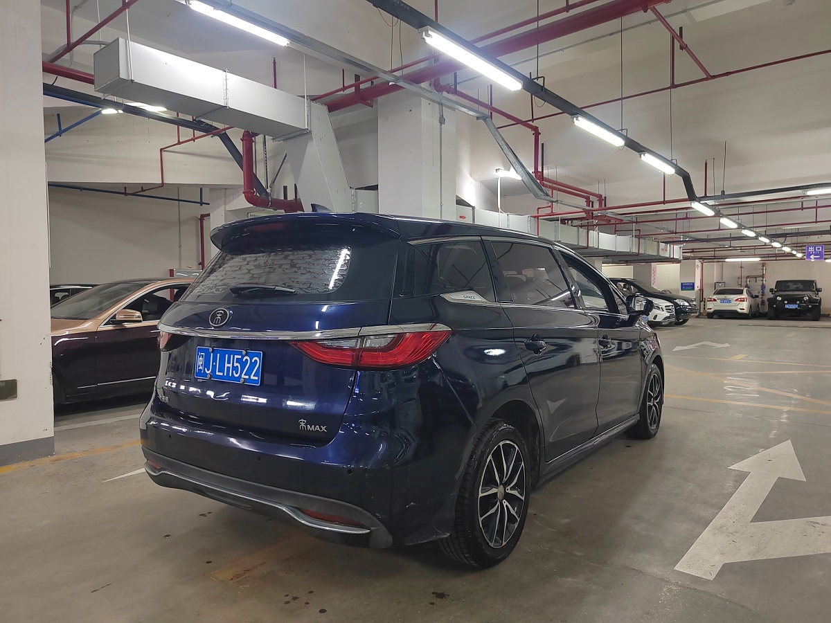 比亞迪 宋MAX  2018款 1.5T 自動(dòng)智聯(lián)豪華型 6座圖片