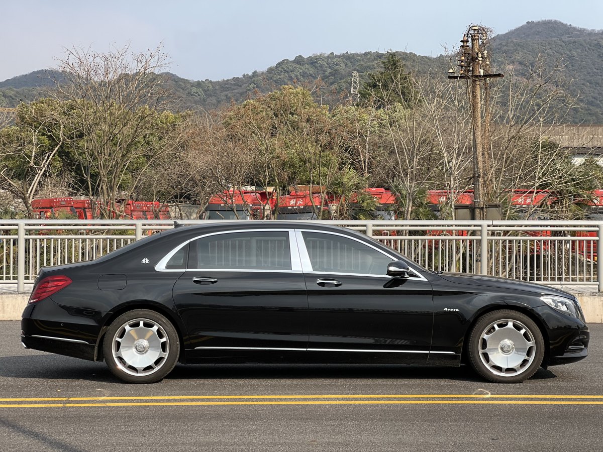 2017年2月奔馳 邁巴赫S級(jí)  2016款 S 400 4MATIC