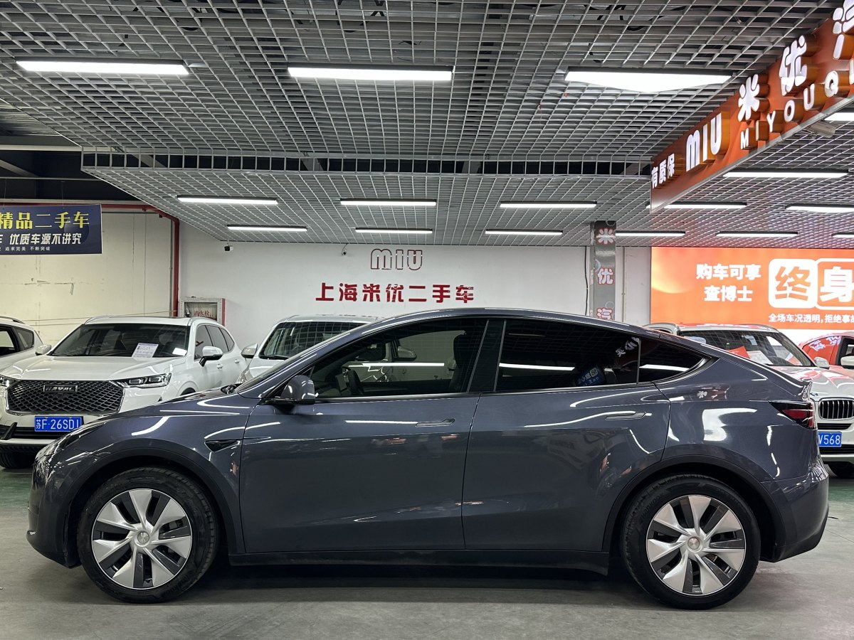 特斯拉 Model Y  2022款 后輪驅(qū)動版圖片