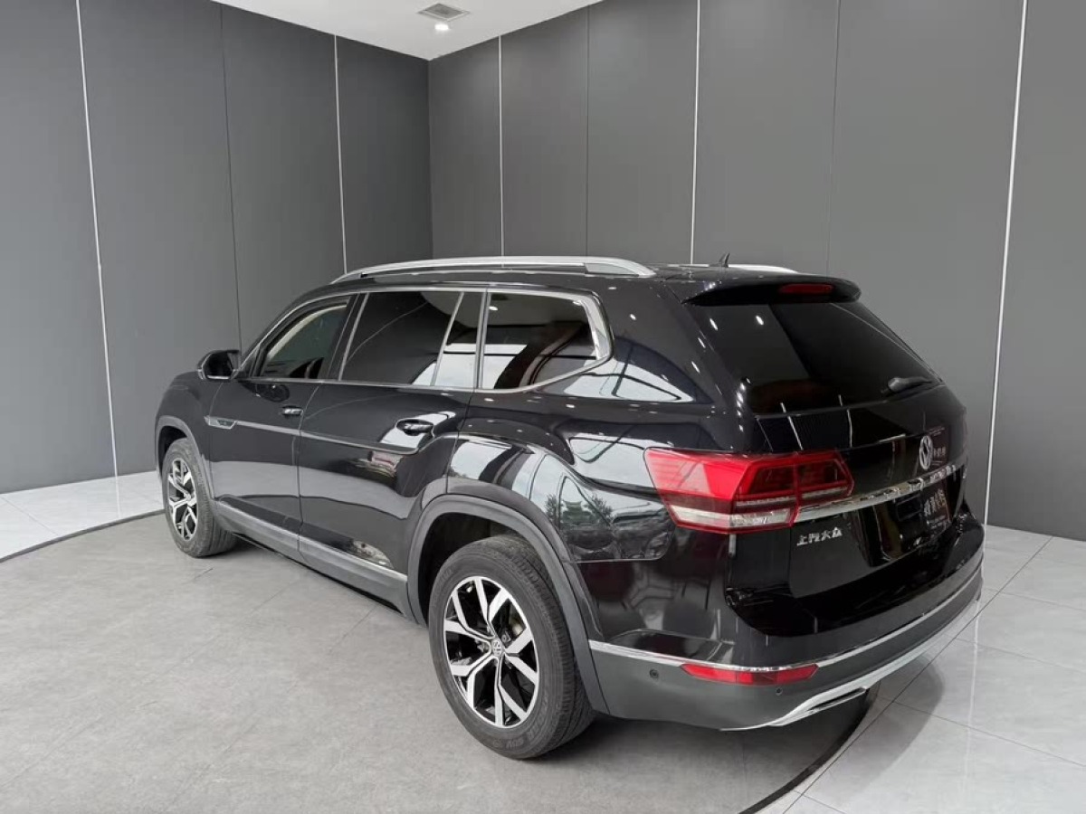 大眾 途昂  2023款 改款 330TSI 兩驅(qū)豪華版圖片