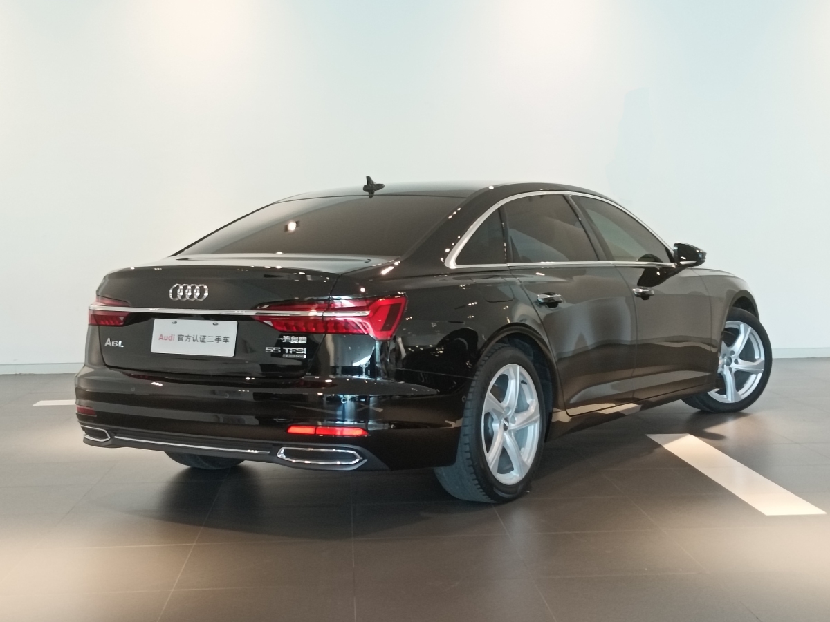 2020年10月奧迪 奧迪A6L  2021款 55 TFSI quattro 尊享致雅型