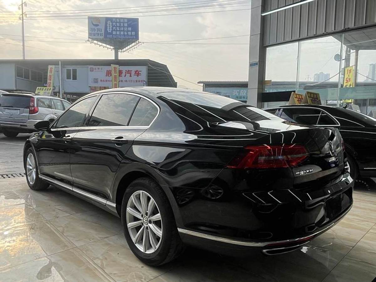 大眾 邁騰  2019款  330TSI DSG 領(lǐng)先型 國VI圖片