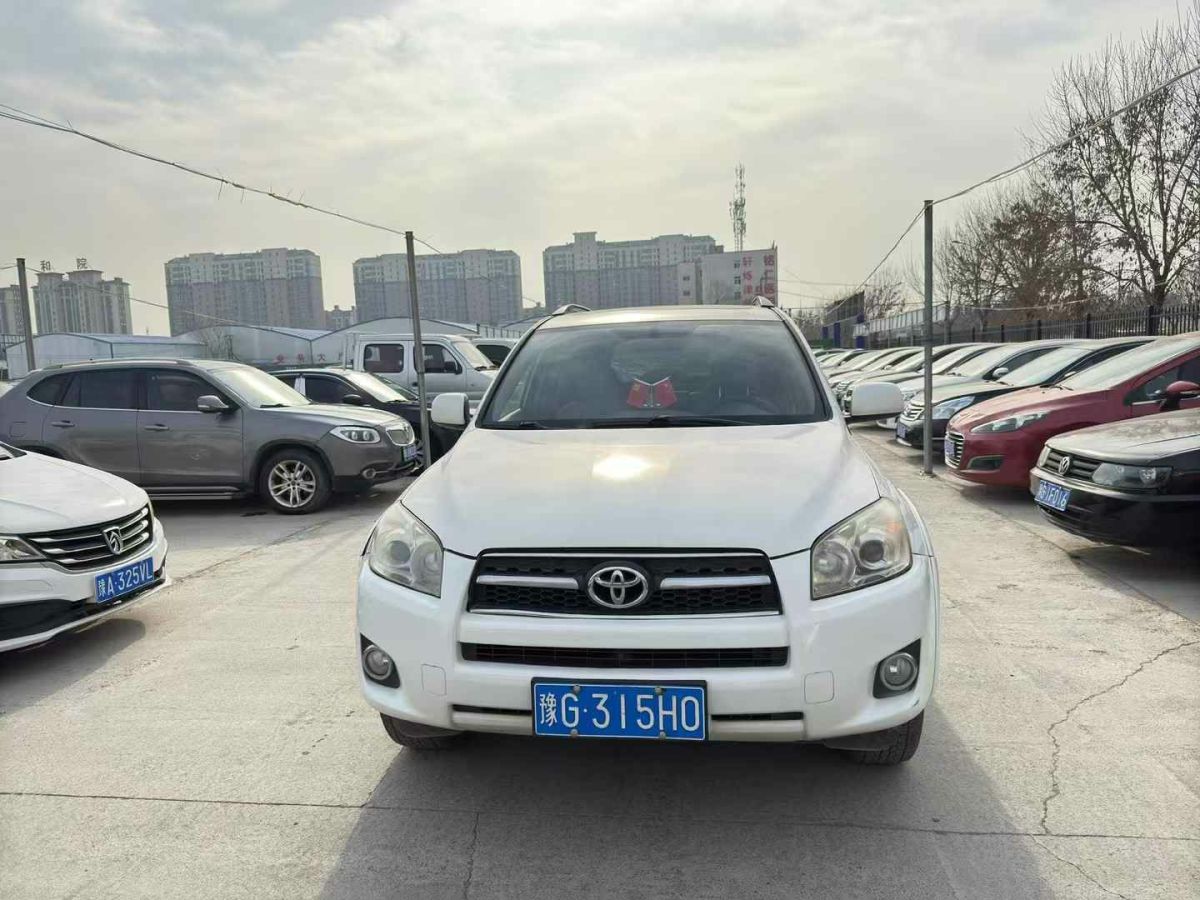 豐田 RAV4榮放  2010款 2.0L 手動(dòng)豪華升級(jí)版圖片