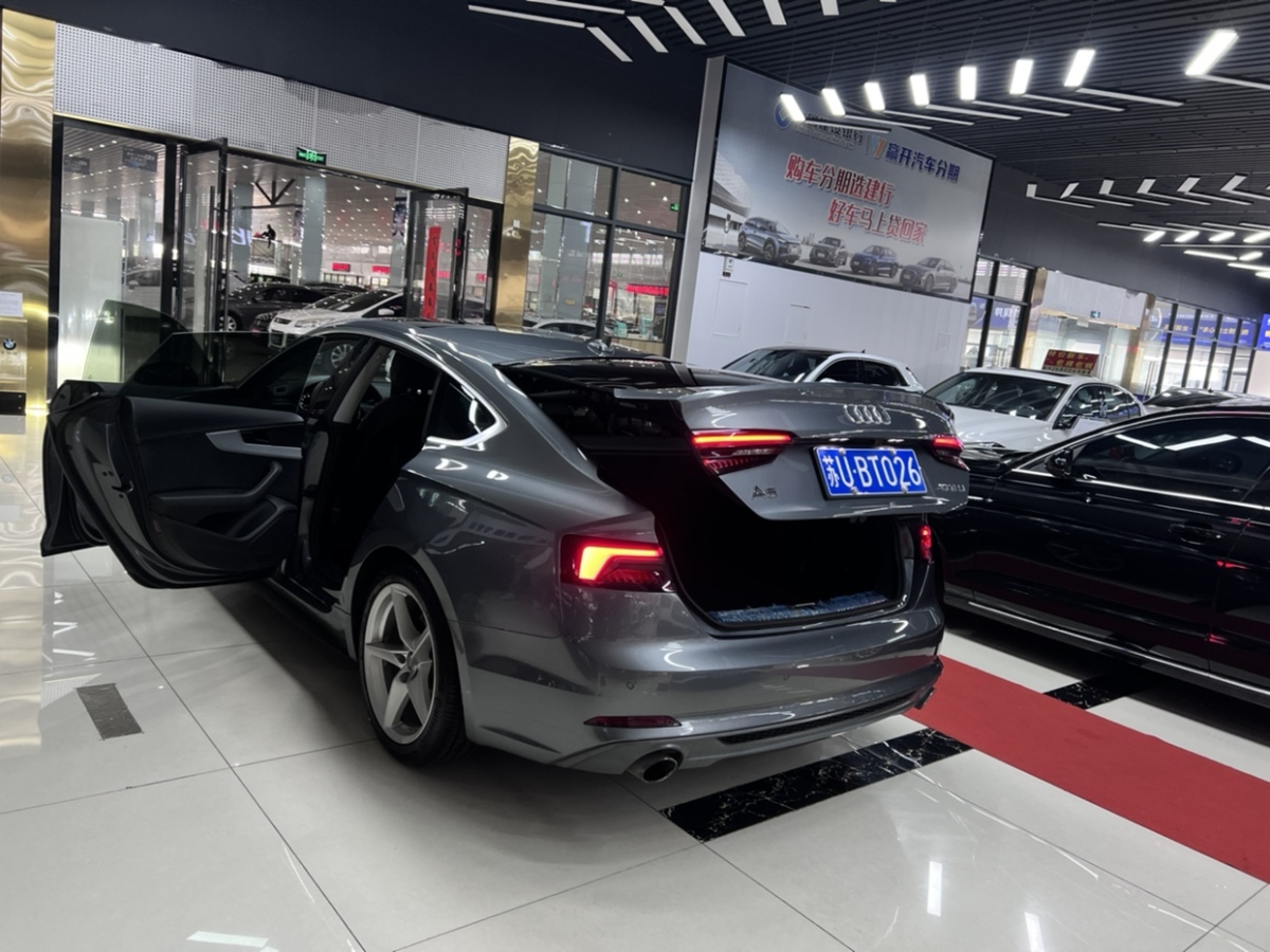 奧迪 奧迪A5  2019款 Sportback 40 TFSI 時尚型圖片