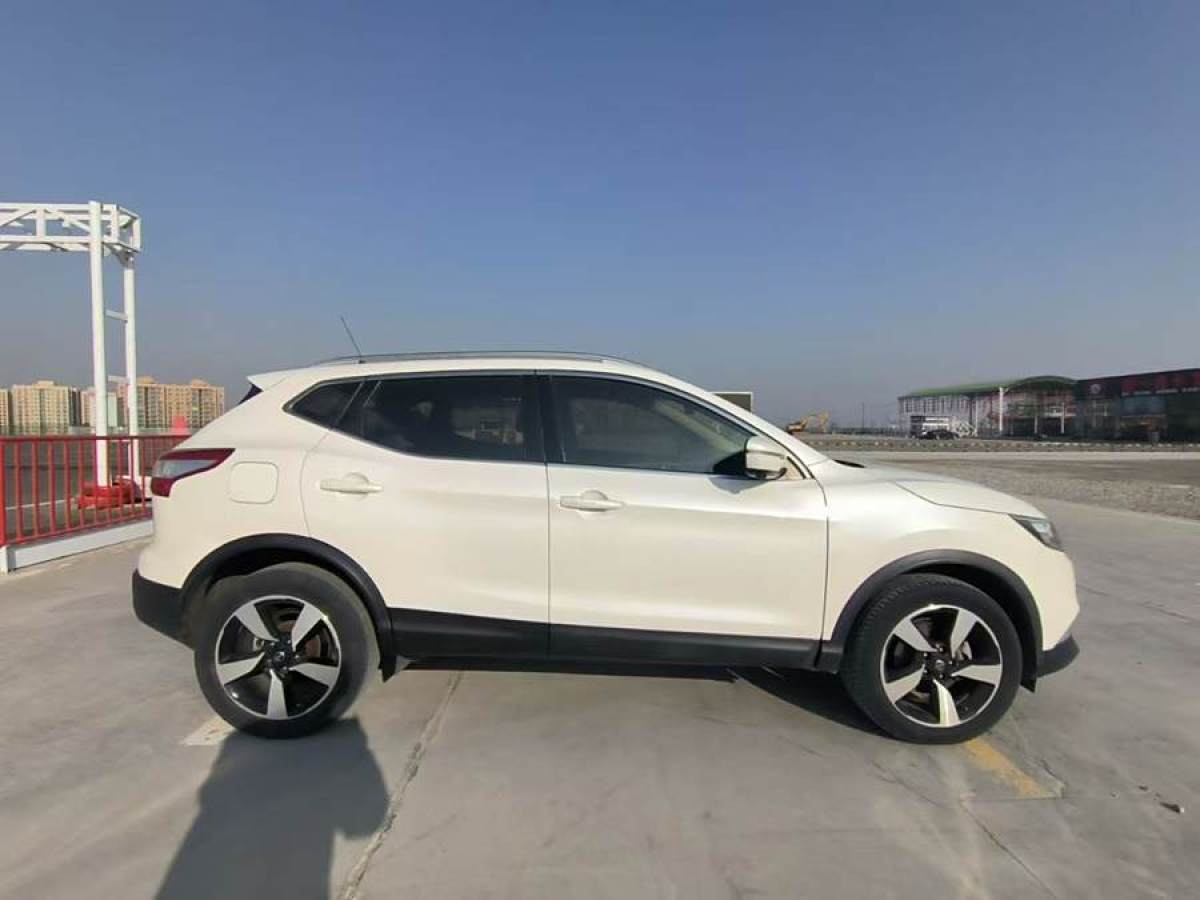 日產(chǎn) 逍客  2016款 2.0L CVT豪華版圖片