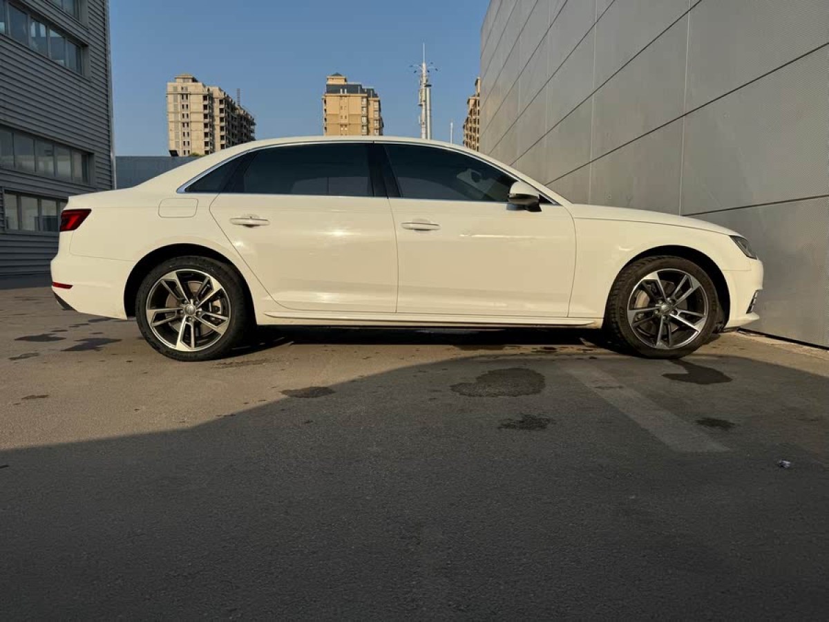 奧迪 奧迪A4L  2017款 45 TFSI quattro 風(fēng)尚型圖片