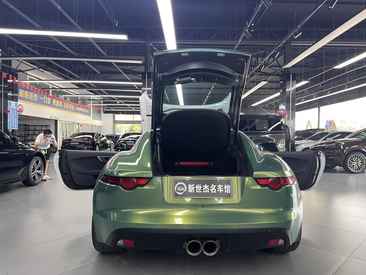 捷豹 F-TYPE  2019款 2.0T 硬頂版圖片