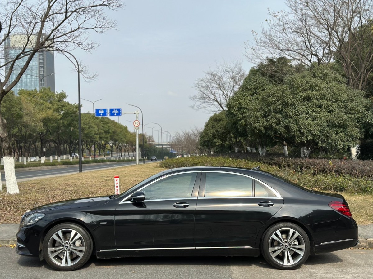 奔馳 奔馳S級(jí)  2020款 S 350 L 尊享型 臻藏版圖片