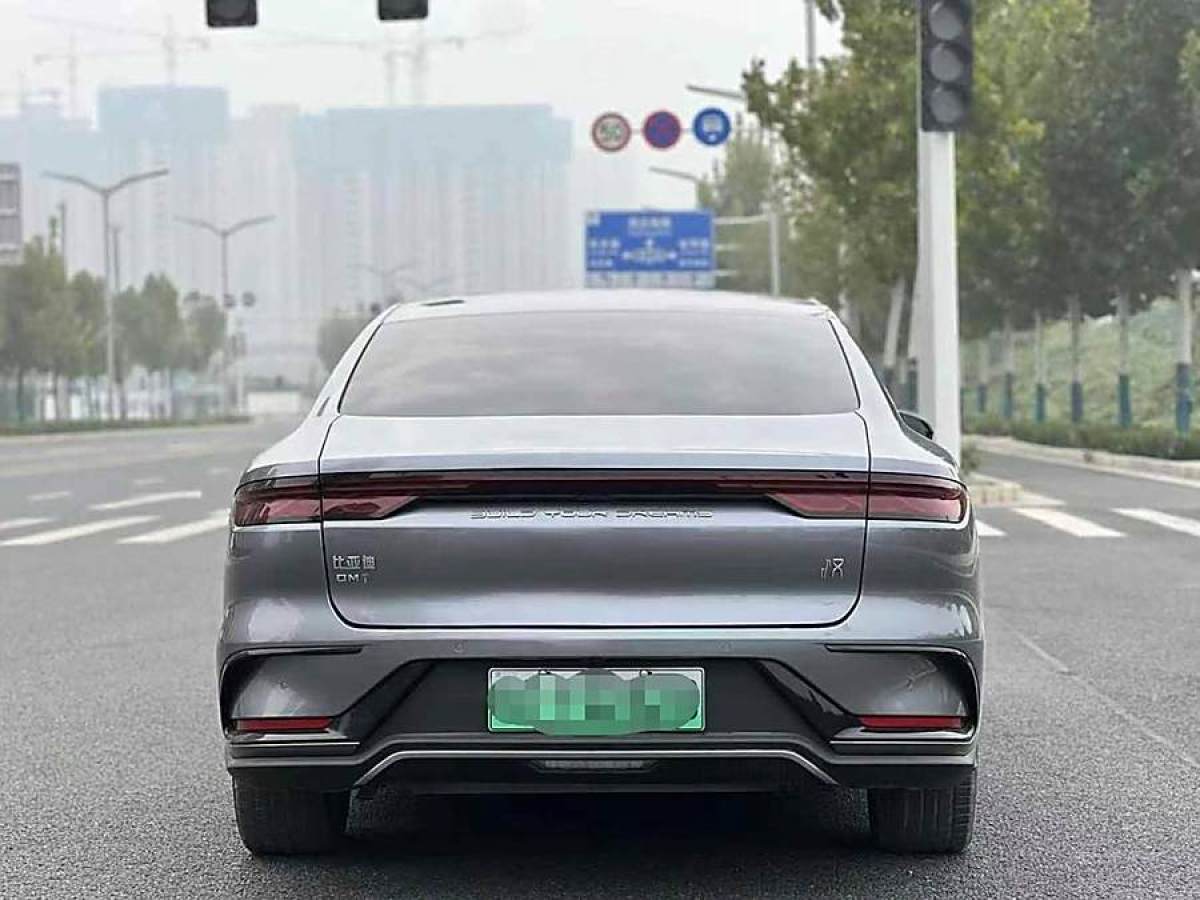 比亞迪 漢  2022款 DM-i 121KM 領(lǐng)航型圖片