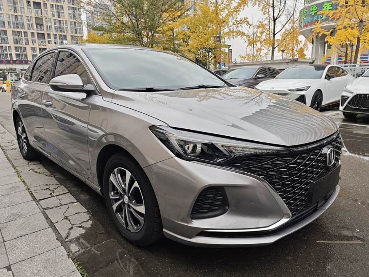 長(zhǎng)安 逸動(dòng)  2020款 PLUS 藍(lán)鯨NE 1.4T GDI DCT尊貴型圖片