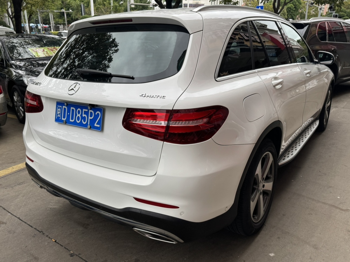 2017年7月奔馳 奔馳GLC  2017款 GLC 300 4MATIC 豪華型