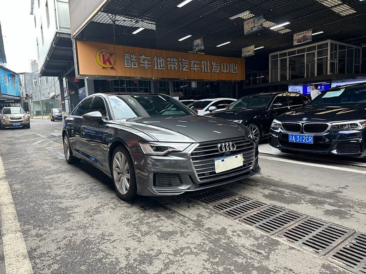 2021年2月奧迪 奧迪A6L  2021款 45 TFSI 臻選動感型