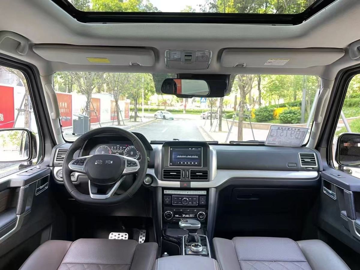 北京 BJ80  2020款 3.0T 自動(dòng)榮耀至尊版圖片