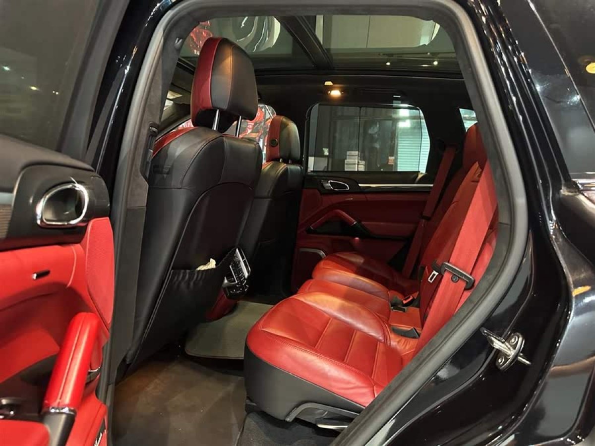 保時(shí)捷 Cayenne  2016款 Cayenne Turbo S 4.8T圖片