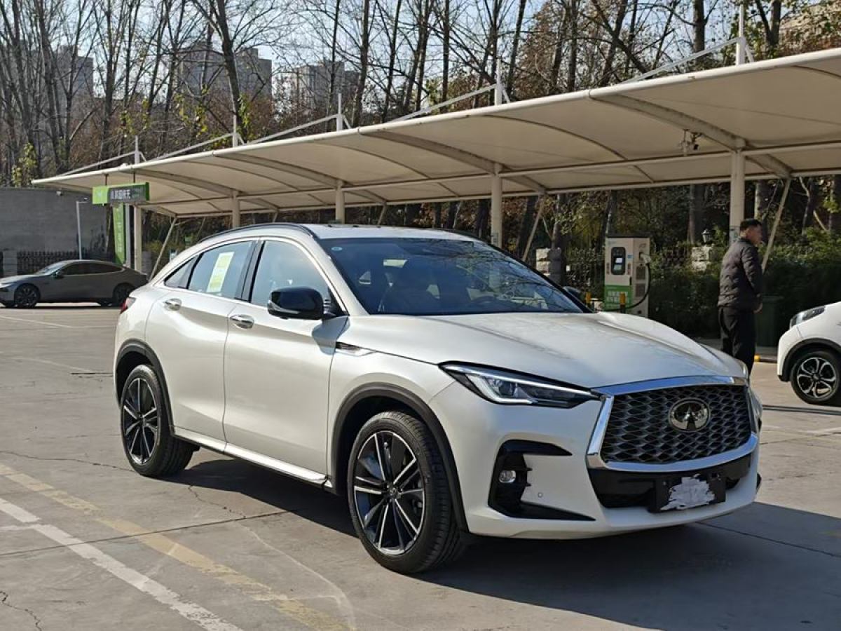 英菲尼迪 英菲尼迪QX55  2022款 2.0T 四驅耀享版圖片