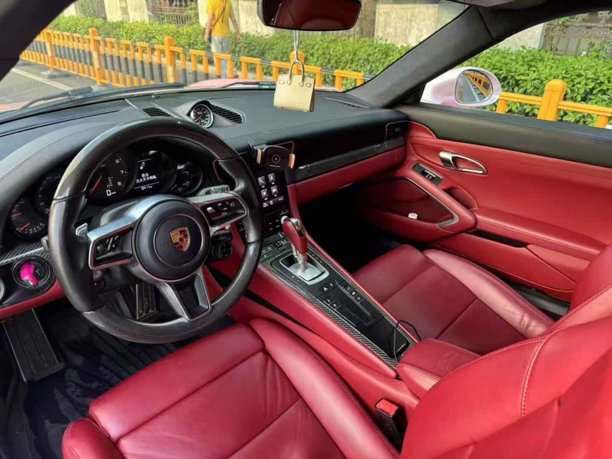 保時(shí)捷 911 圖片