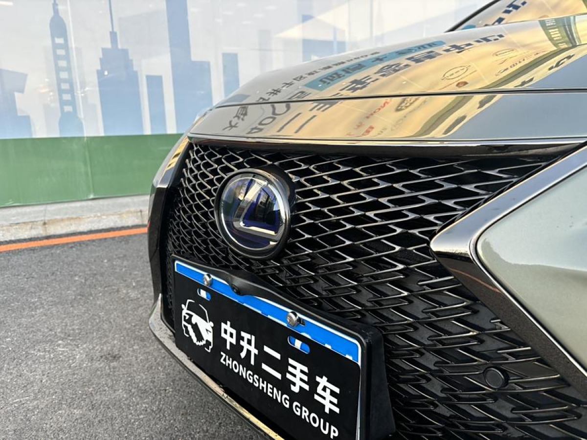 2021年9月雷克薩斯 ES  2021款 300h F SPORT