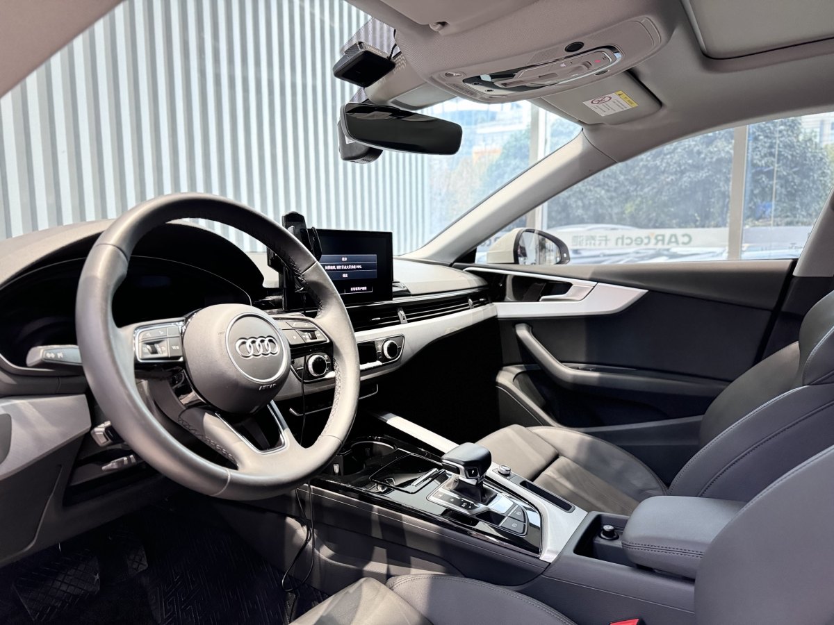 奧迪 奧迪A5  2023款 Sportback 40 TFSI 時(shí)尚動(dòng)感型圖片