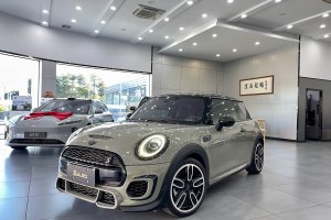 CLUBMAN MINI 2.0T COOPER S 赛车手