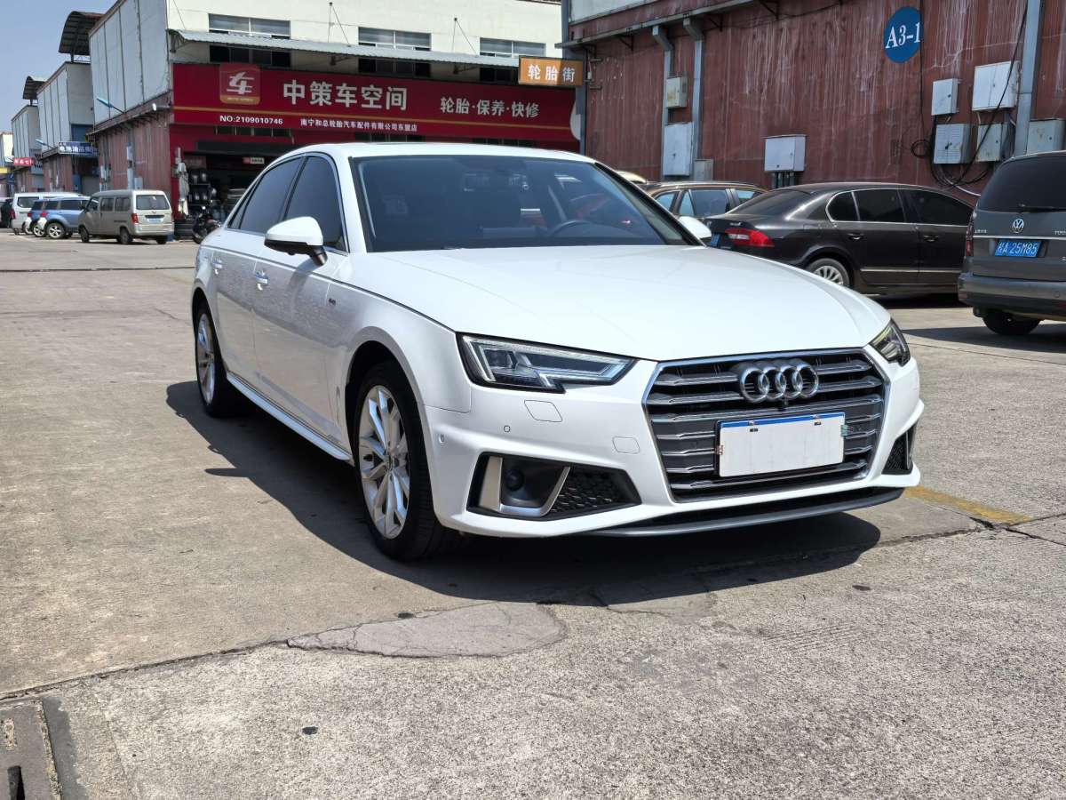 奧迪 奧迪A4L  2019款 40 TFSI 時(shí)尚型 國(guó)V圖片