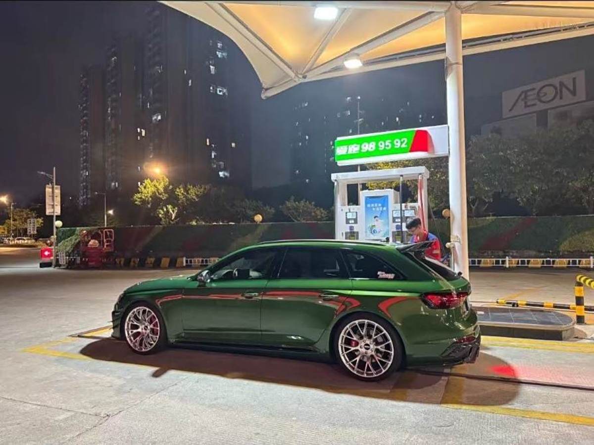 奧迪 奧迪RS 4  2021款 RS4 Avant 黑曜版圖片