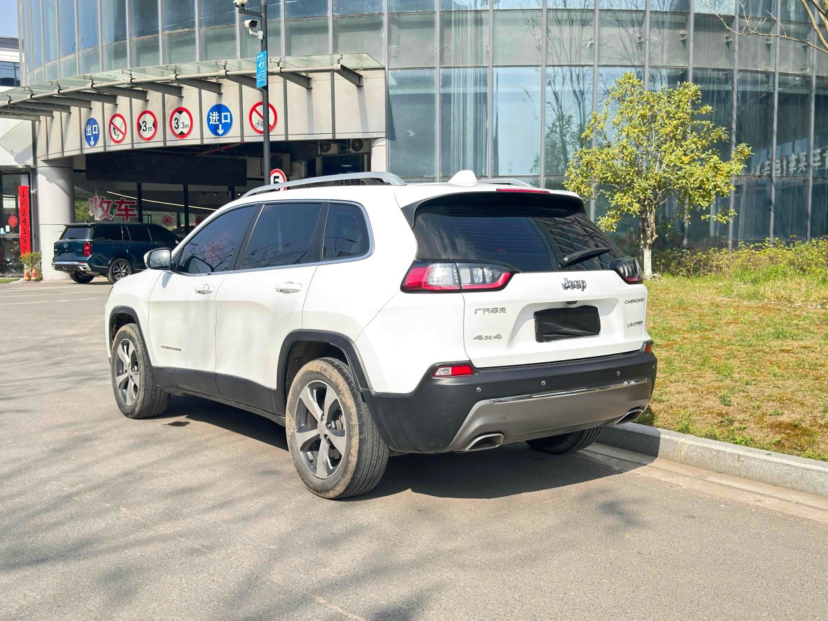 Jeep 自由光  2019款 2.0T 四驅(qū)探享版+自動(dòng)駕駛智慧包 國VI圖片