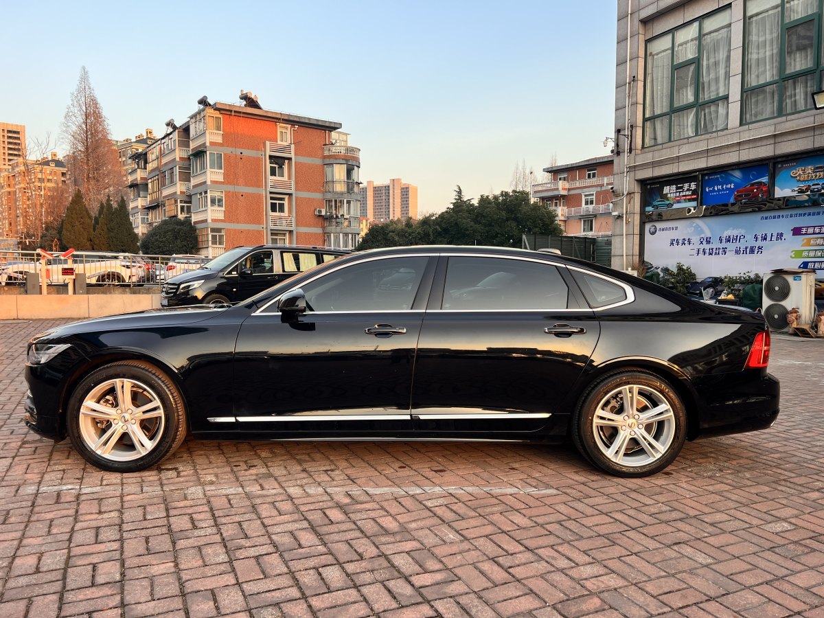 沃爾沃 S90  2019款 T5 智逸版圖片