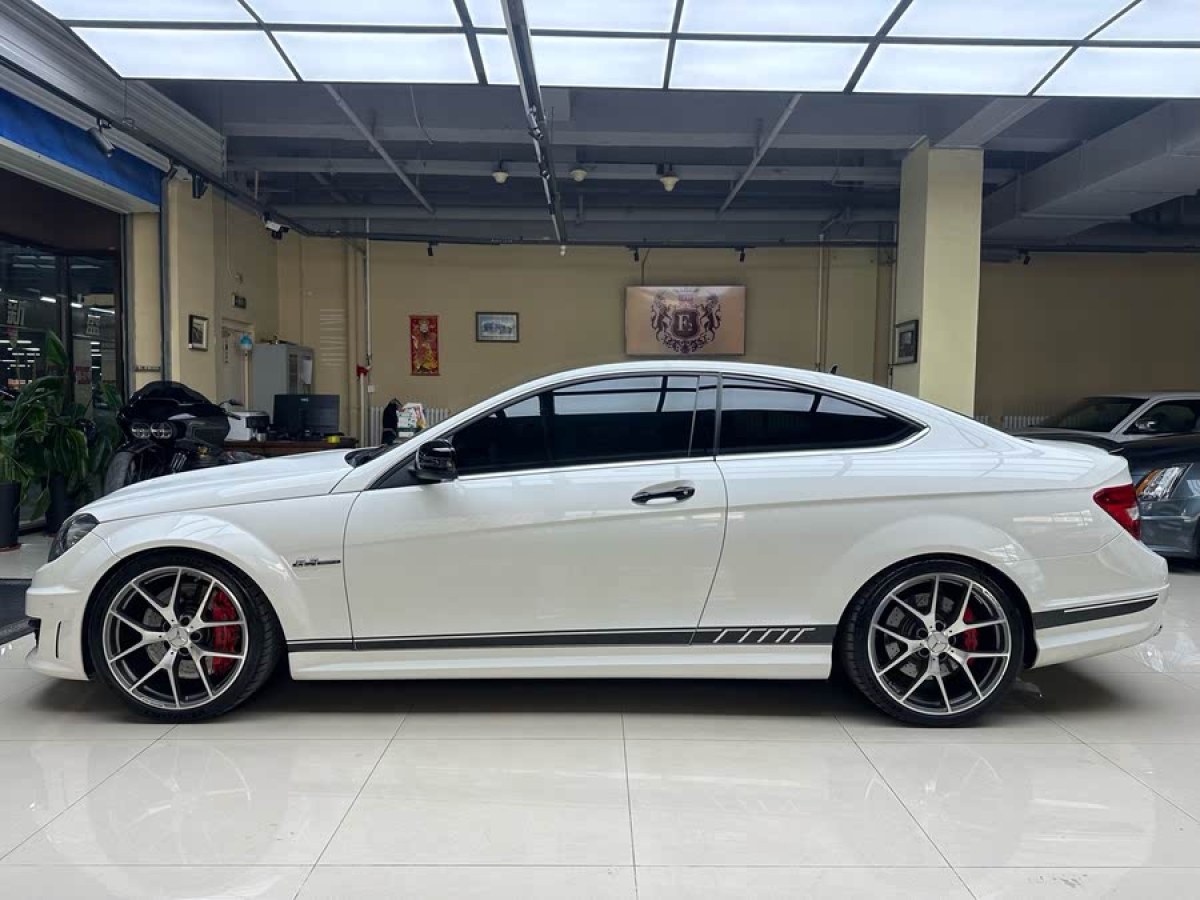 奔馳 奔馳C級(jí)AMG  2014款 AMG C 63 Coupe Edition 507圖片