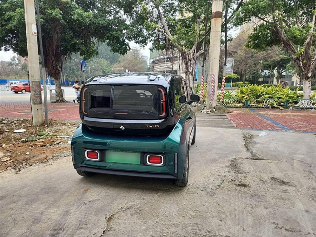 2021年12月寶駿 寶駿KiWi EV  2021款 藝術家 三元鋰