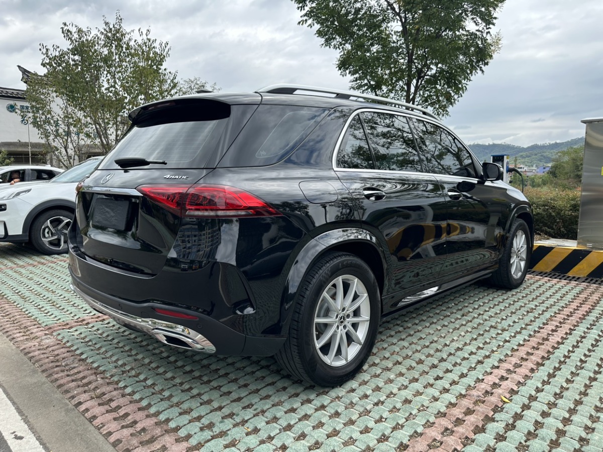 奔驰 奔驰GLE  2020款 改款 GLE 350 4MATIC 时尚型图片