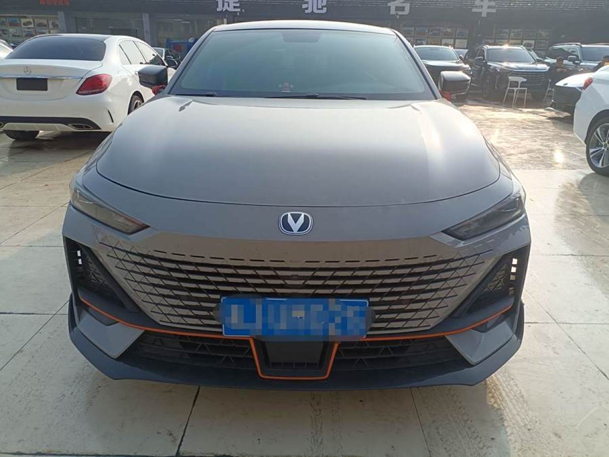 長安 長安UNI-V  2022款 1.5T 智慧領(lǐng)航型圖片