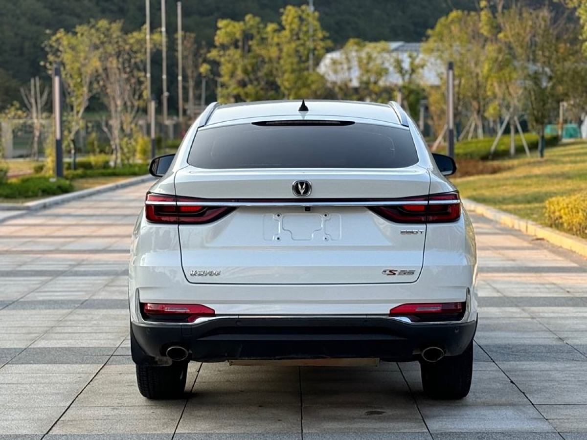 長(zhǎng)安 CS85 COUPE  2019款  1.5T 動(dòng)版 國(guó)VI圖片