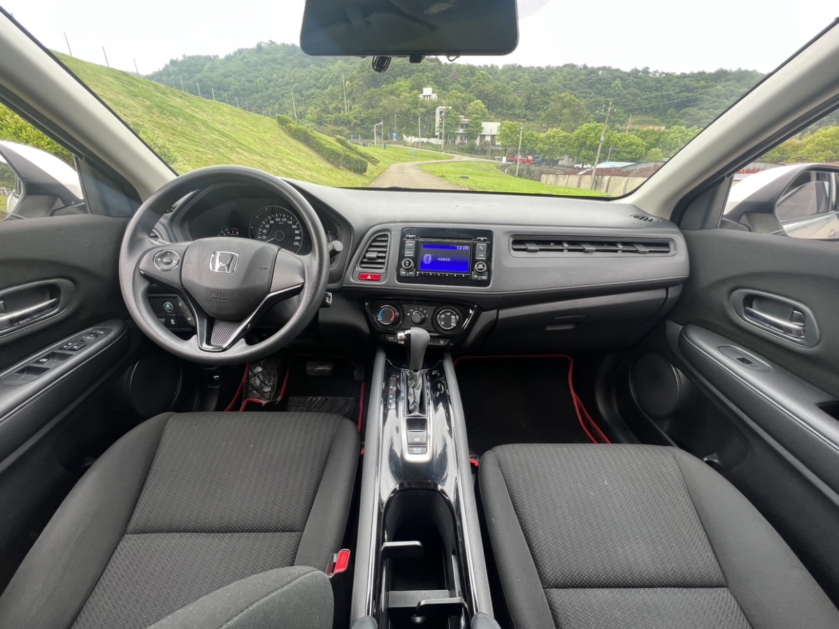 本田 缤智  2017款 1.5L CVT两驱舒适型图片