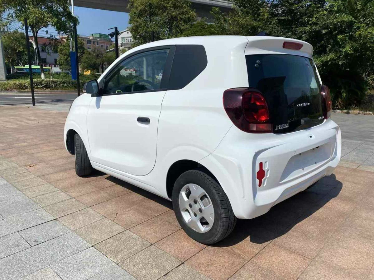 榮威 龍貓  2022款 1.5L 靈動(dòng)貓貓版圖片