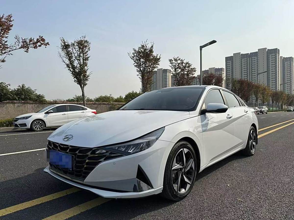 現(xiàn)代 伊蘭特  2022款 1.5L CVT LUX尊貴版圖片