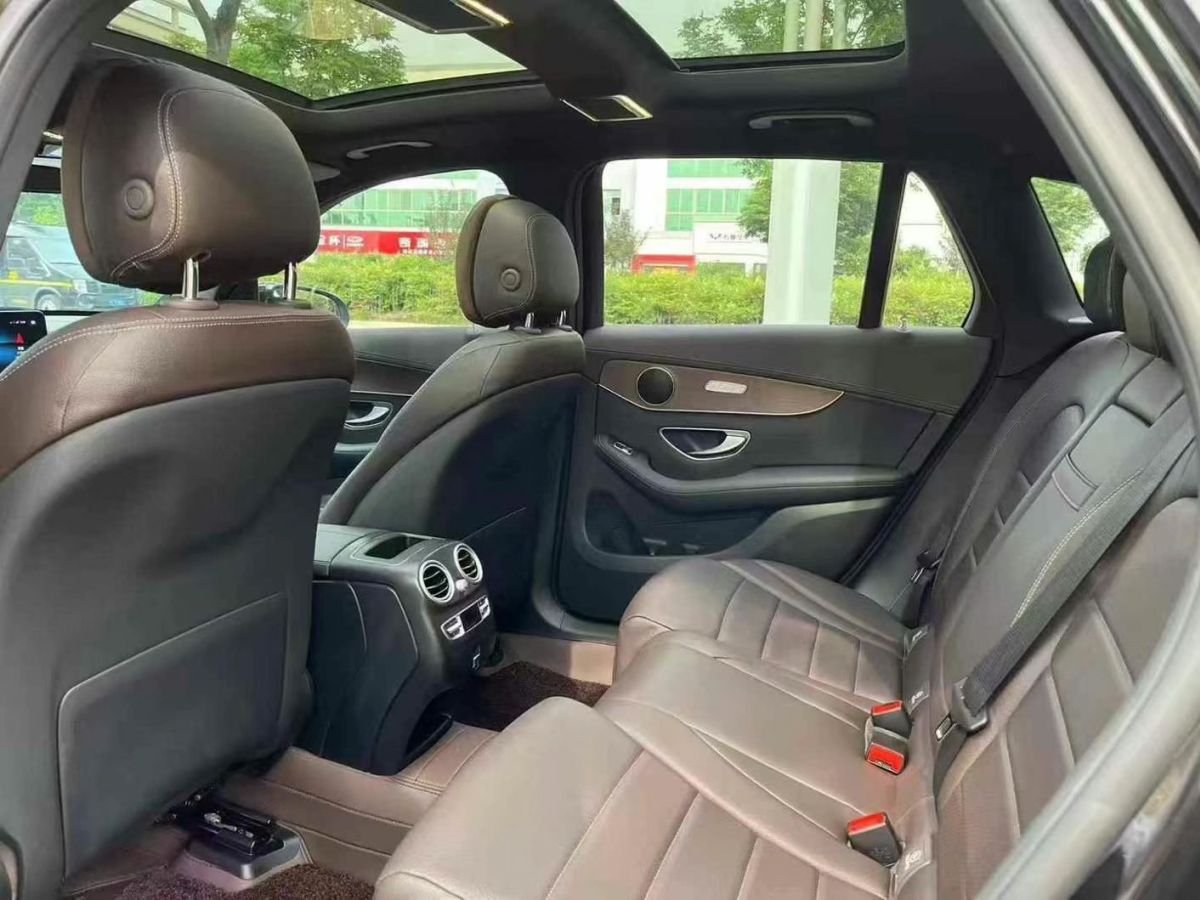 奔馳 奔馳GLC  2023款 GLC 300 4MATIC 轎跑SUV圖片